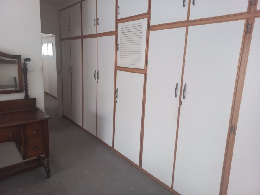 4 Bedroom Property for Sale in Gonubie Eastern Cape